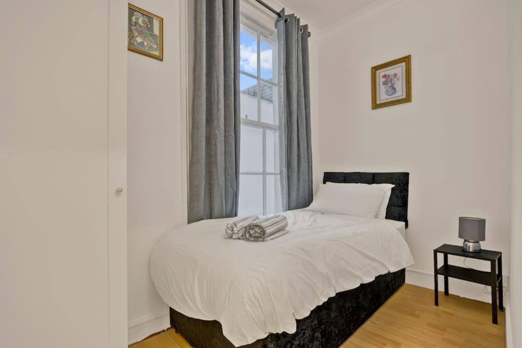 Cosy 2-Bedroom Flat Paddington ロンドン エクステリア 写真